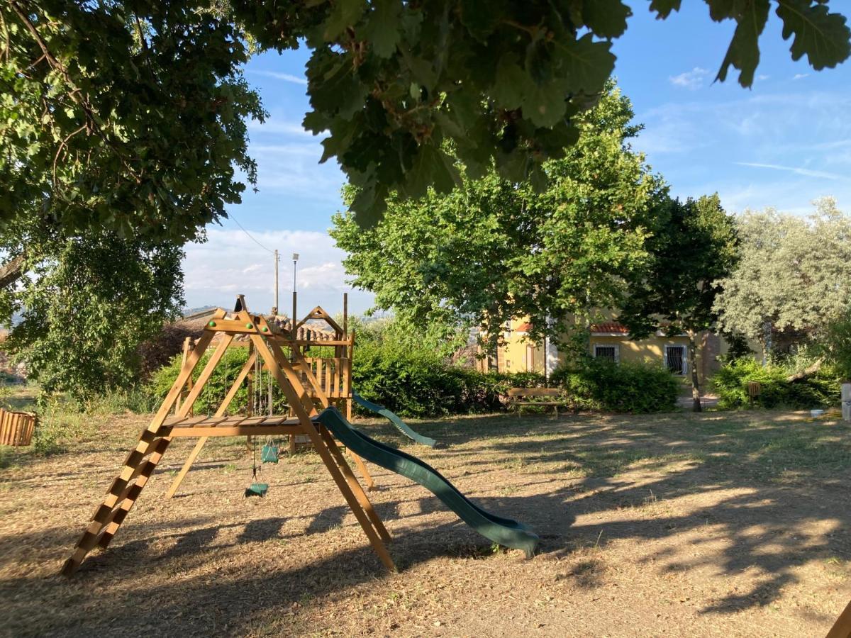 Agriturismo Tenuta Della Madama Venticano Exteriör bild